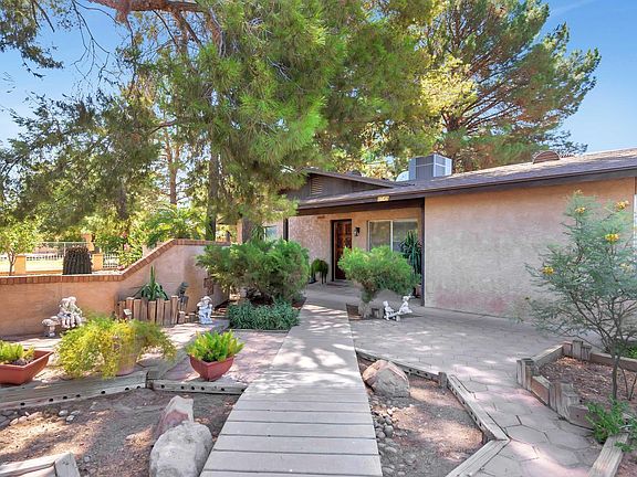 3rd image of 6549 W Ellis Dr