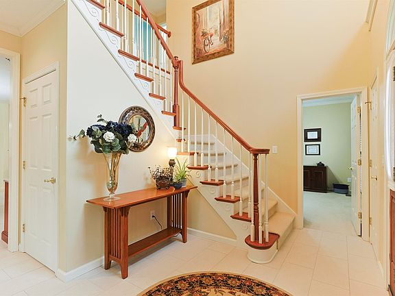 4th image of 14256 Parkridge Dr