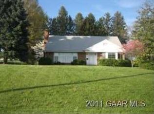 2447 Cortland St, Waynesboro, VA 22980