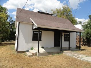 405 Oak St, Leslie, AR 72645