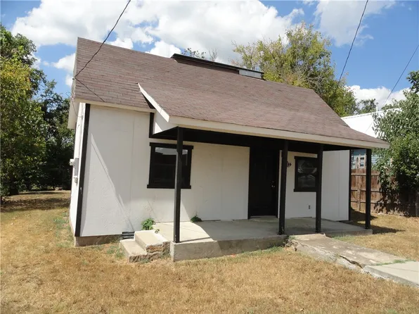 405 Oak St, Leslie, AR 72645