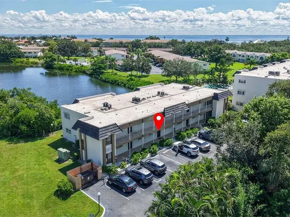 4601 CHANCELLOR STREET NE #144, ST PETERSBURG, FL 33703