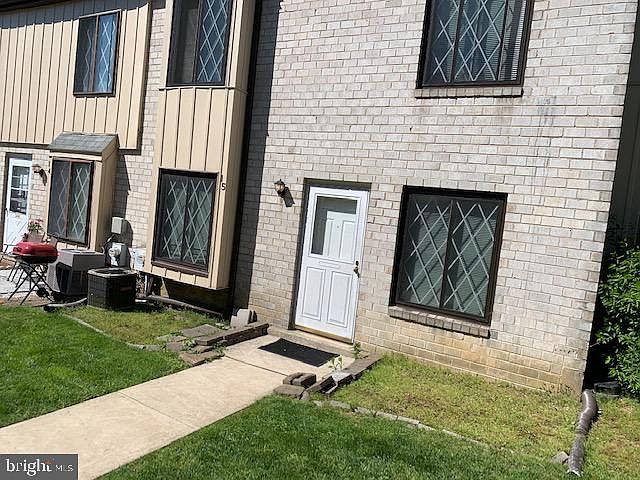 1st image of 5200 Hilltop Dr APT J15