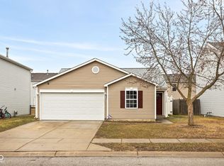 13332 N Brick Chapel Dr, Camby, IN