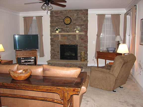 5th image of 5710 Spriggs Meadow Dr
