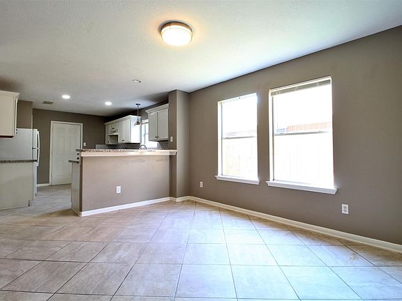 4th image of 6803 Highwind Bend Ln