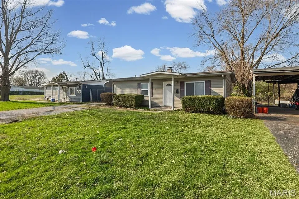 3 bed, 864 sqft, $1,400 — Photo 2