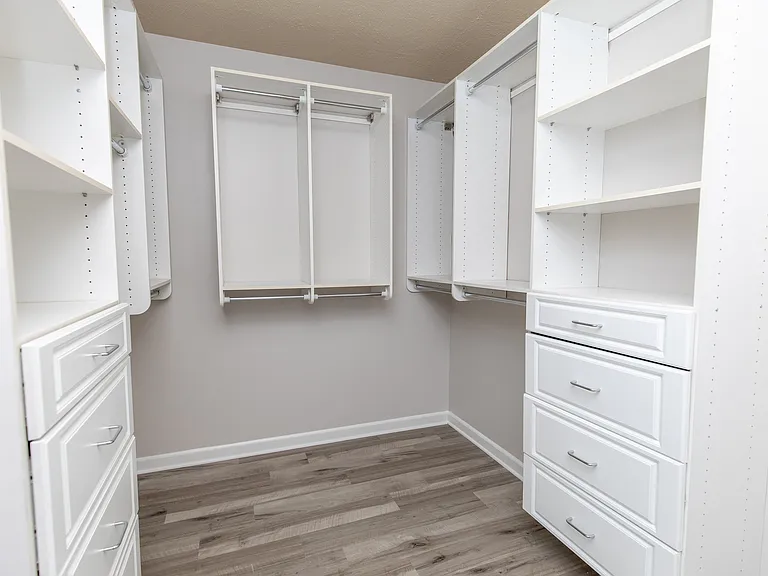 156 Ivy Hill Ln — Photo 16