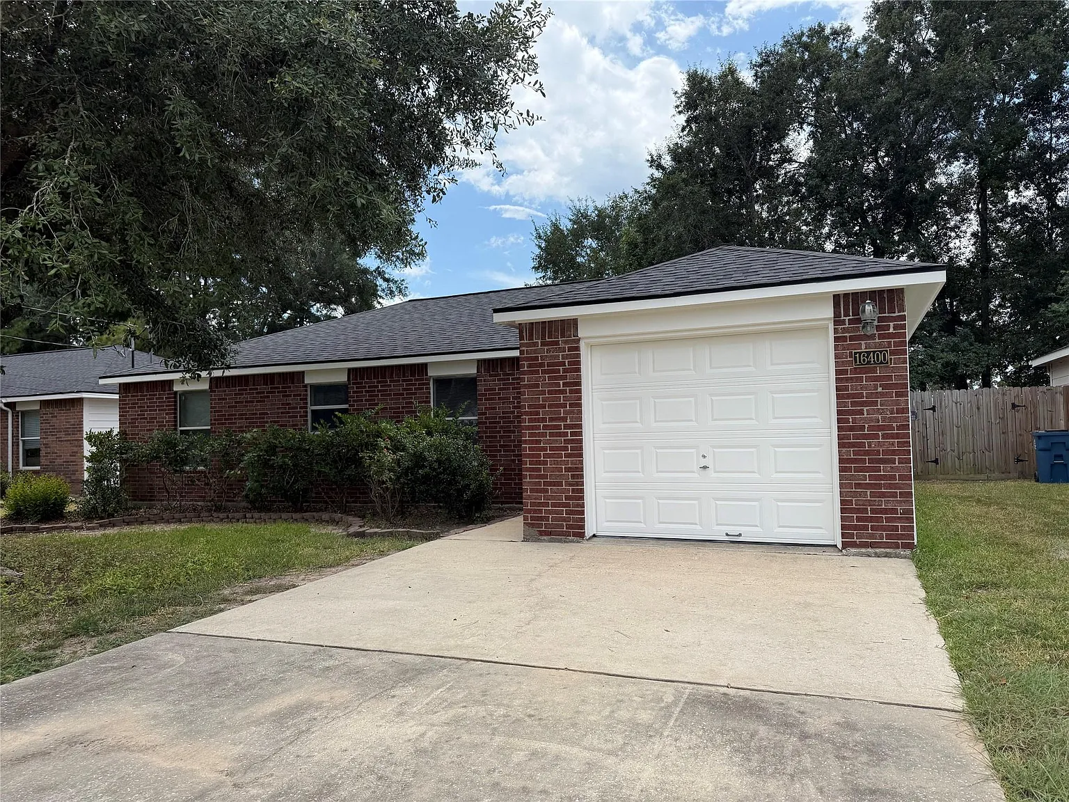 3 bed, 2.0 bath, 1073 sqft, $1,650 — Photo 4