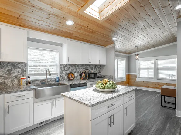 1916 Mowbray Pike, Soddy Daisy, TN 37379