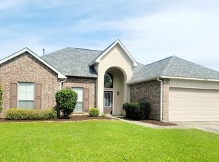 25906 Willow Wood St, Denham Springs, LA 70726