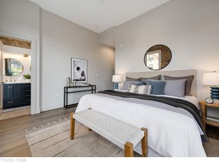 1810 N Wells St #304, Chicago, IL 60614