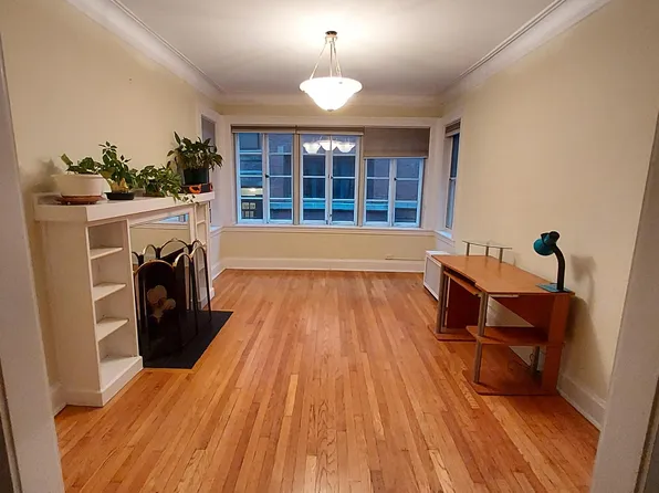 2014 Sherman Ave APT 1, Evanston, IL 60201