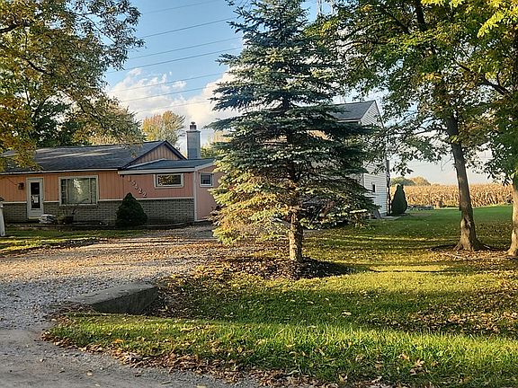2nd image of 15422 Helen Dr