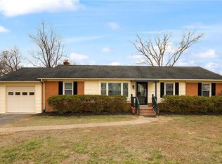 4007 Clodfelter Dr, North Chesterfield, VA 23237