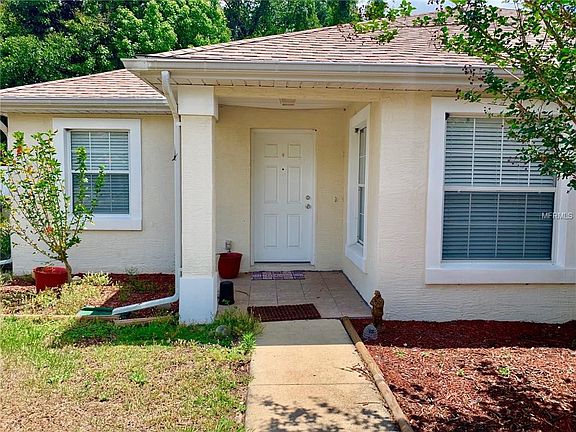 3rd image of 33814 Silver Pine Dr