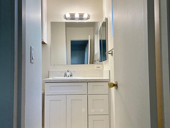 4th image of 4525 Texas St APT 7