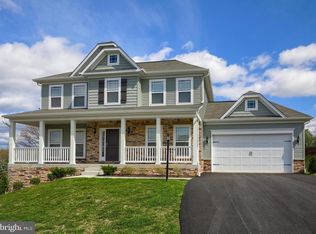 235 Palomino Dr, York, PA 17402