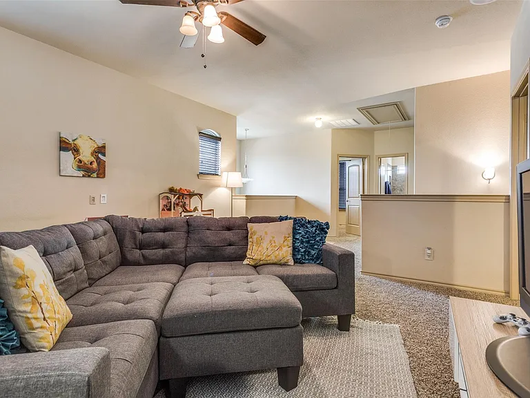 4701 Green River Dr — Photo 22