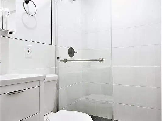 Rented by (Legacy) Tri Hill Realty Group LLC | media 4