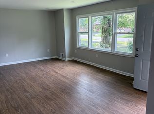 6501 Fernview Rd, Louisville, KY 40291