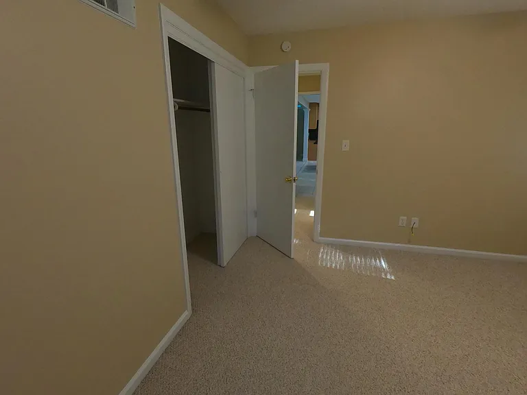 5830 Perry Ln — Photo 47