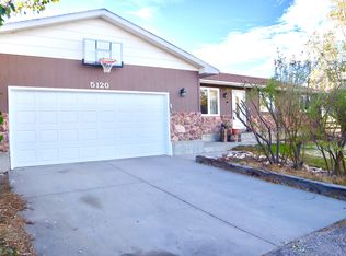 5120 Chuckwagon Trl, Casper, WY 82604
