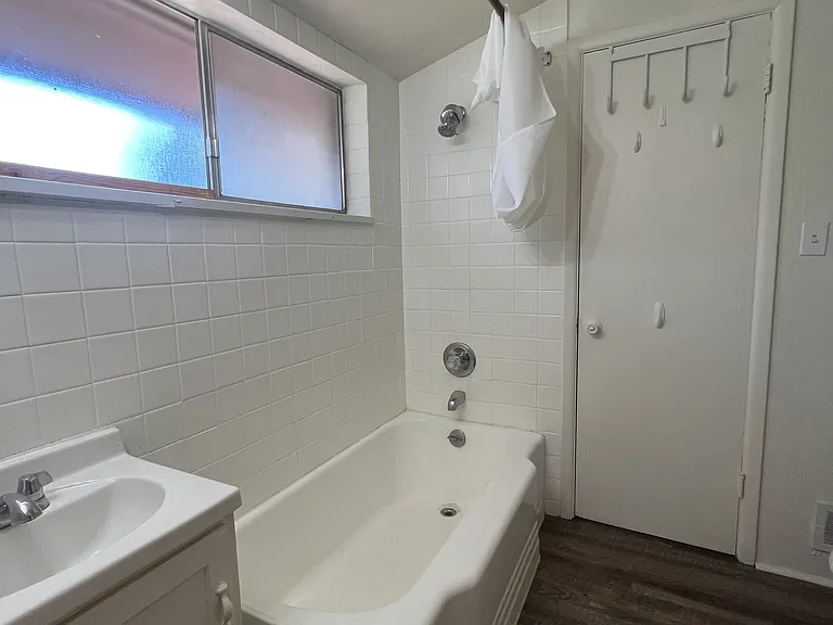 2205 S High St #2205 — Photo 6