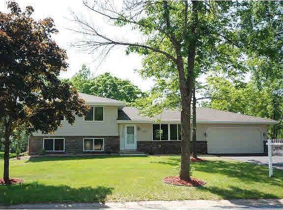 4th image of 8109 Lad Parkway N
