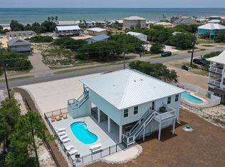 941 W Gulf Beach Dr, Eastpoint, FL 32328