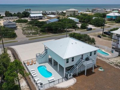 941 W Gulf Beach Dr, Eastpoint, FL, 32328