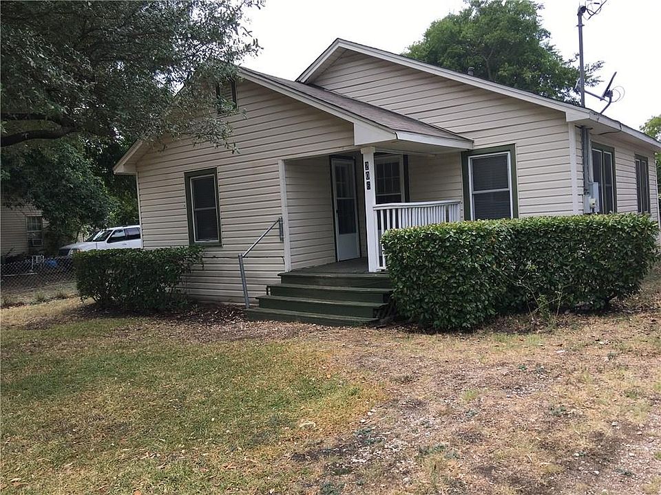 1st image of 206 W Merritt Ave