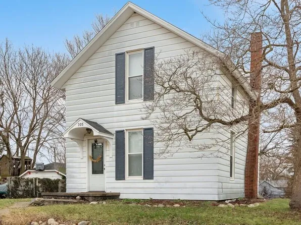 305 Phelps St, Buchanan, MI 49107