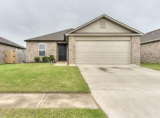 9516 NW 121st St, Yukon, OK 73099