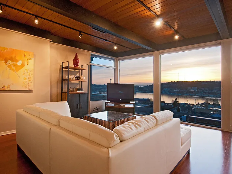 1966 Harvard Ave E #FURNISHED — Photo 9