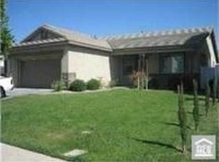 220 Galileo Ln, Perris, CA 92571