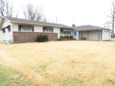 403 S College Ave, Marionville, MO, 65705