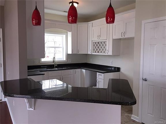5th image of 4423 Waldor Dr