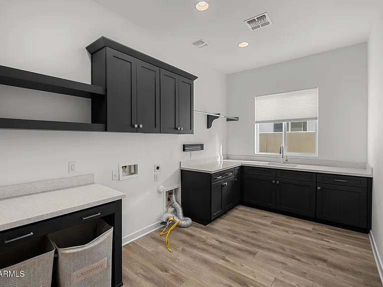 5534 E Alan Ln — Photo 27
