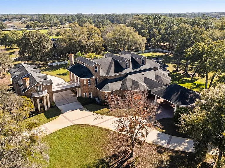1501 Lake Markham Rd — Photo 96