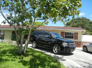 511 SW 70th Ave, Pembroke Pines, FL 33023