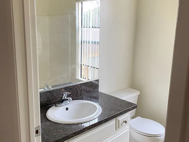 1441 N Edison Blvd — Photo 13