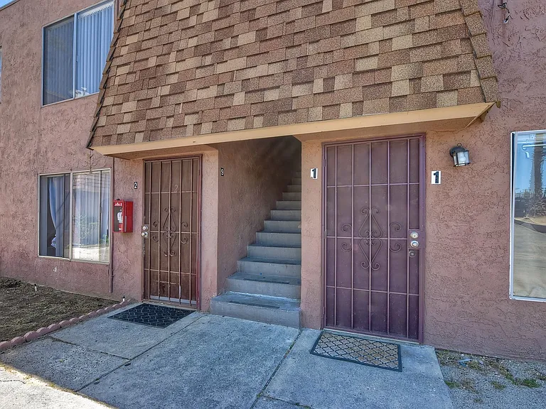 415 Grand Ave #2 — Photo 13