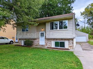 2106 Randall St, Lorain, OH 44052