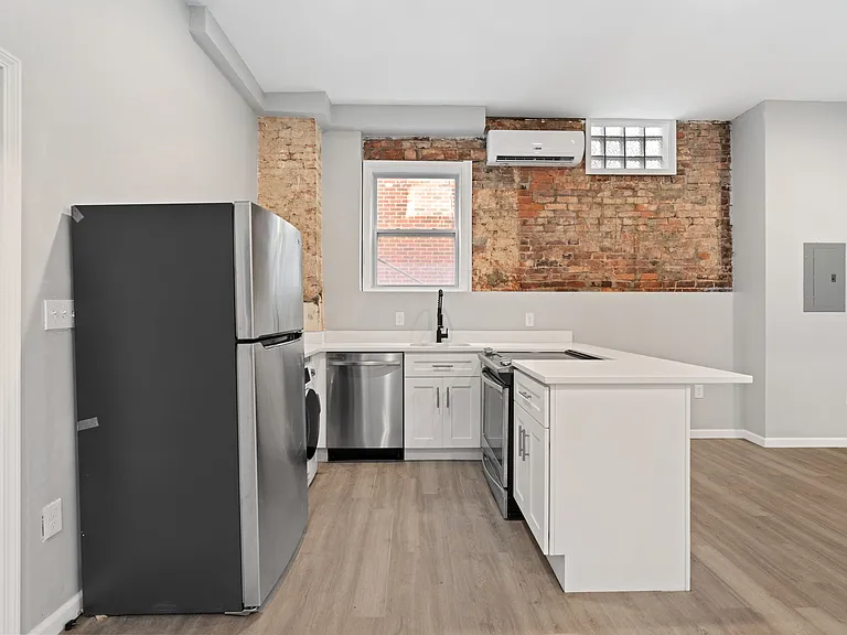 928 Morningside Ave #1 — Photo 4