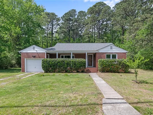 5149 Townpoint Rd, Suffolk, VA 23435