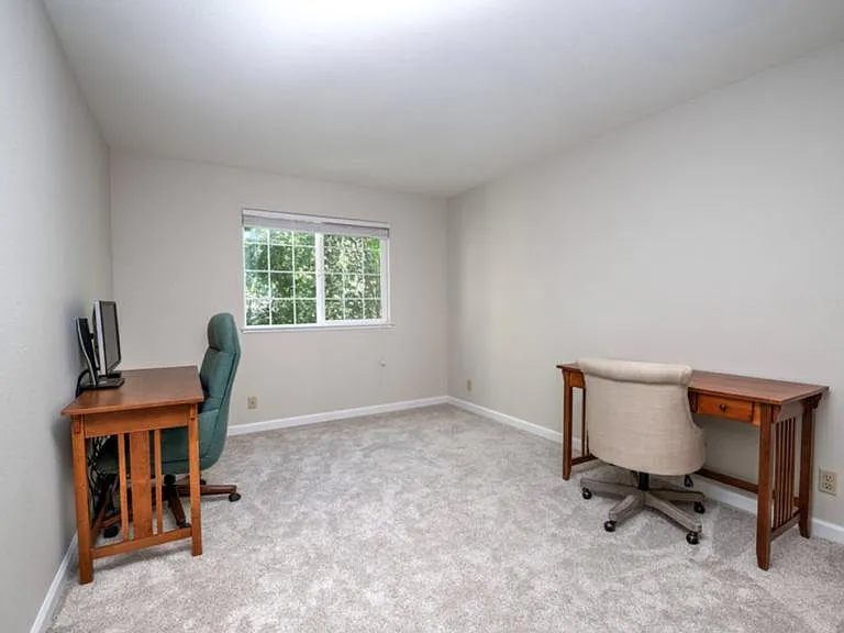 7706 Creekside Dr — Photo 13