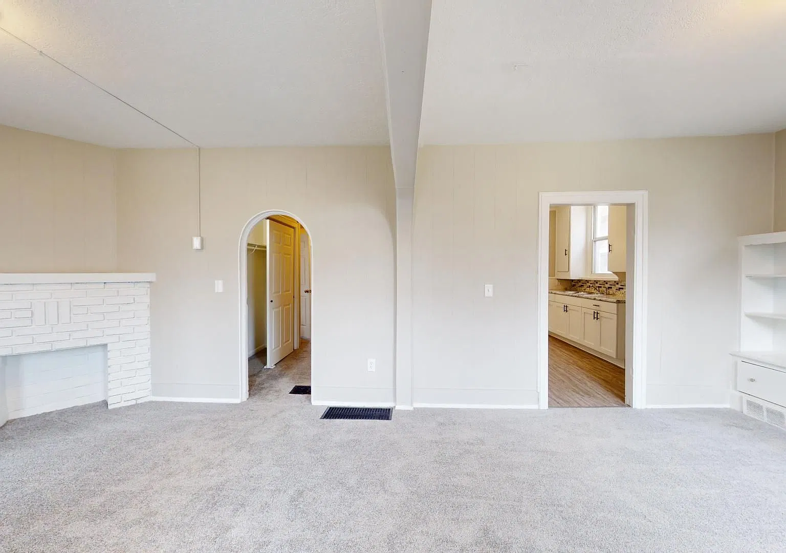 Brooklyn Centre Area - 3 Bedroom - Single Family Home — Photo 1