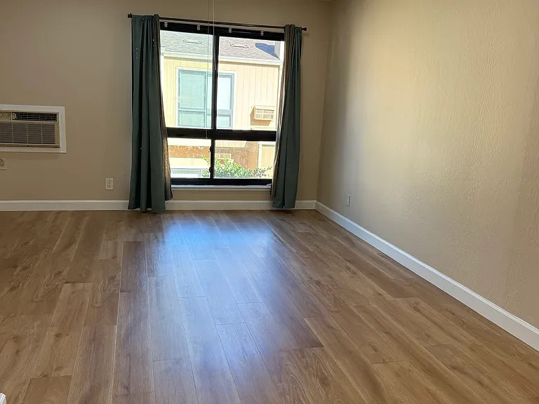 9005 Alcosta Blvd #196 — Photo 20