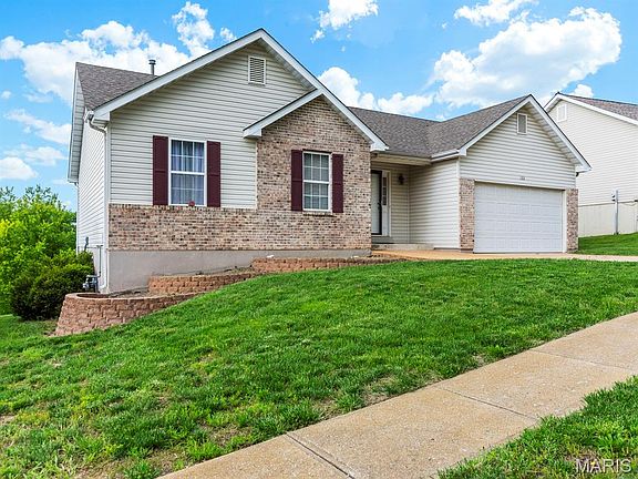 3rd image of 122 Winter Valley Dr